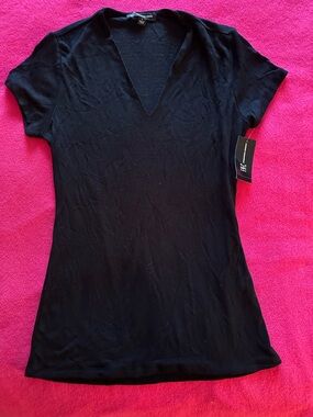 I.N.C. International Concepts Women’s Black V-Neck Short Sleeve Slim Top